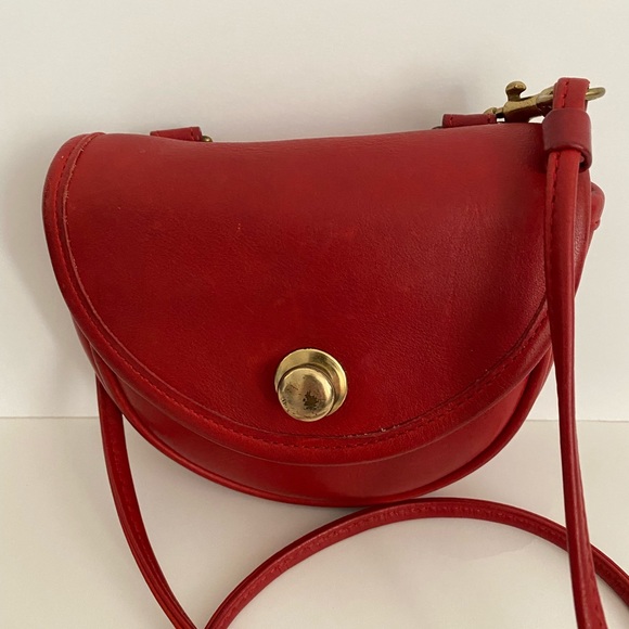 Vintage Coach Belt Bag Crossbody Mini Convertible 2 Way Pouch Red Made in USA - Picture 11 of 11